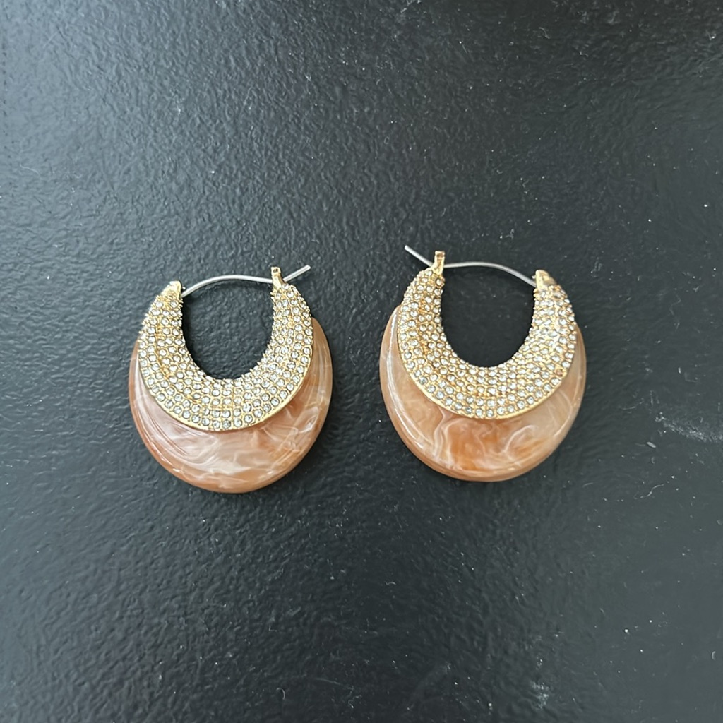 Zuri Earrings In Gold Baublebar New 26$
